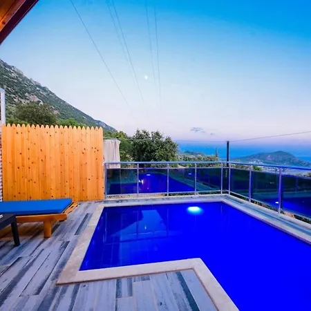 2 Bedrooms With Private Pool-reston * Bezirgan