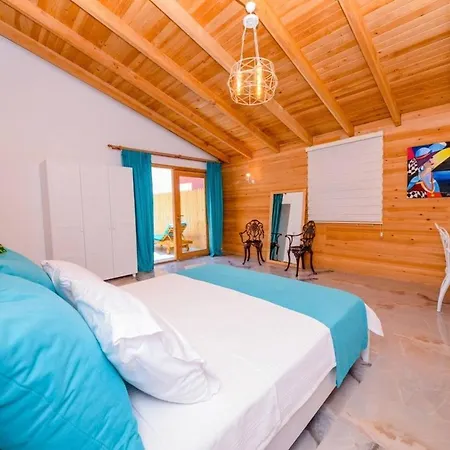 Vilă 2 Bedrooms With Private Pool-reston *